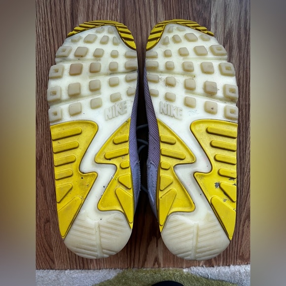 Nike Air Max 90 Women’s 11.5. Colorful. - Picture 7 of 7